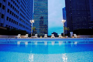 Seasonal outdoor pool