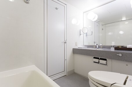 Keio Plaza Hotel Tokyo - Image 129