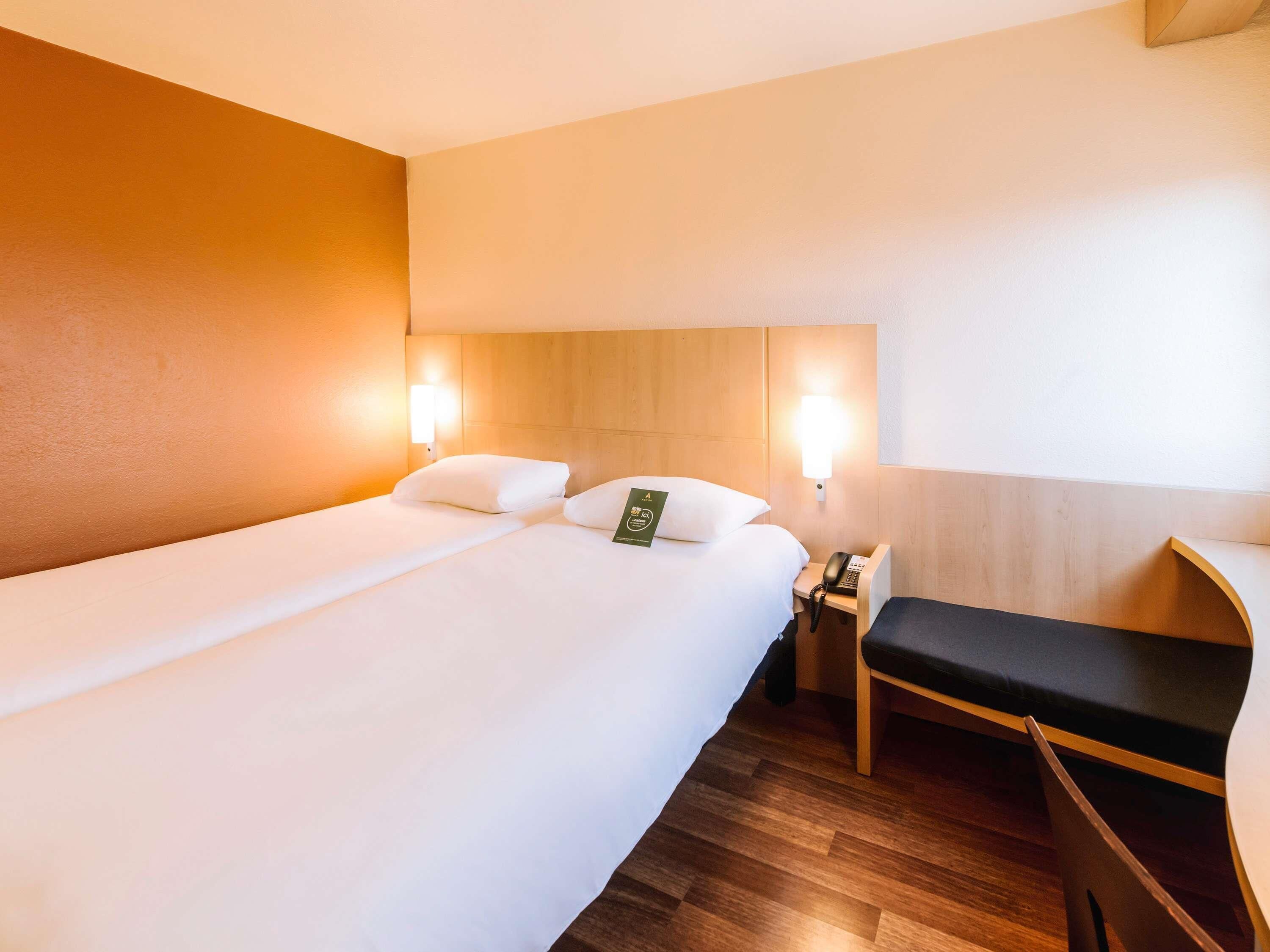 Premium bedding, pillowtop beds, desk, soundproofing