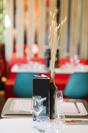 Restaurant - ibis Avignon Centre Gare (Avignon)