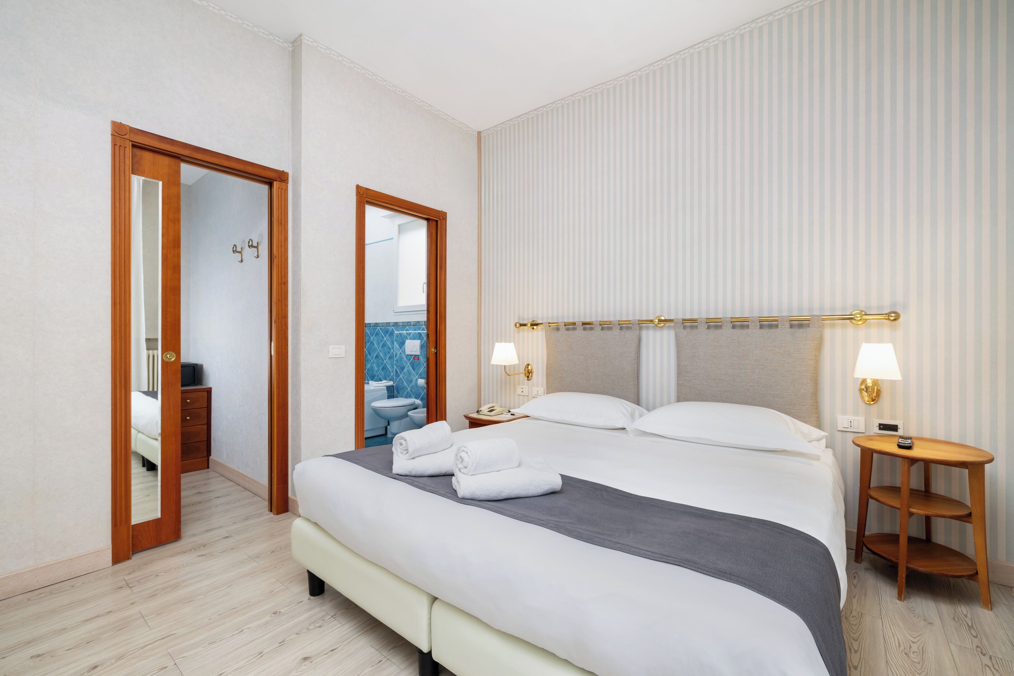 minibar, in-room safe, desk, soundproofing