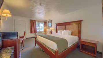 客房, 1 张特大床, 吸烟房 | 办公桌、收费 WiFi、床单、闹钟