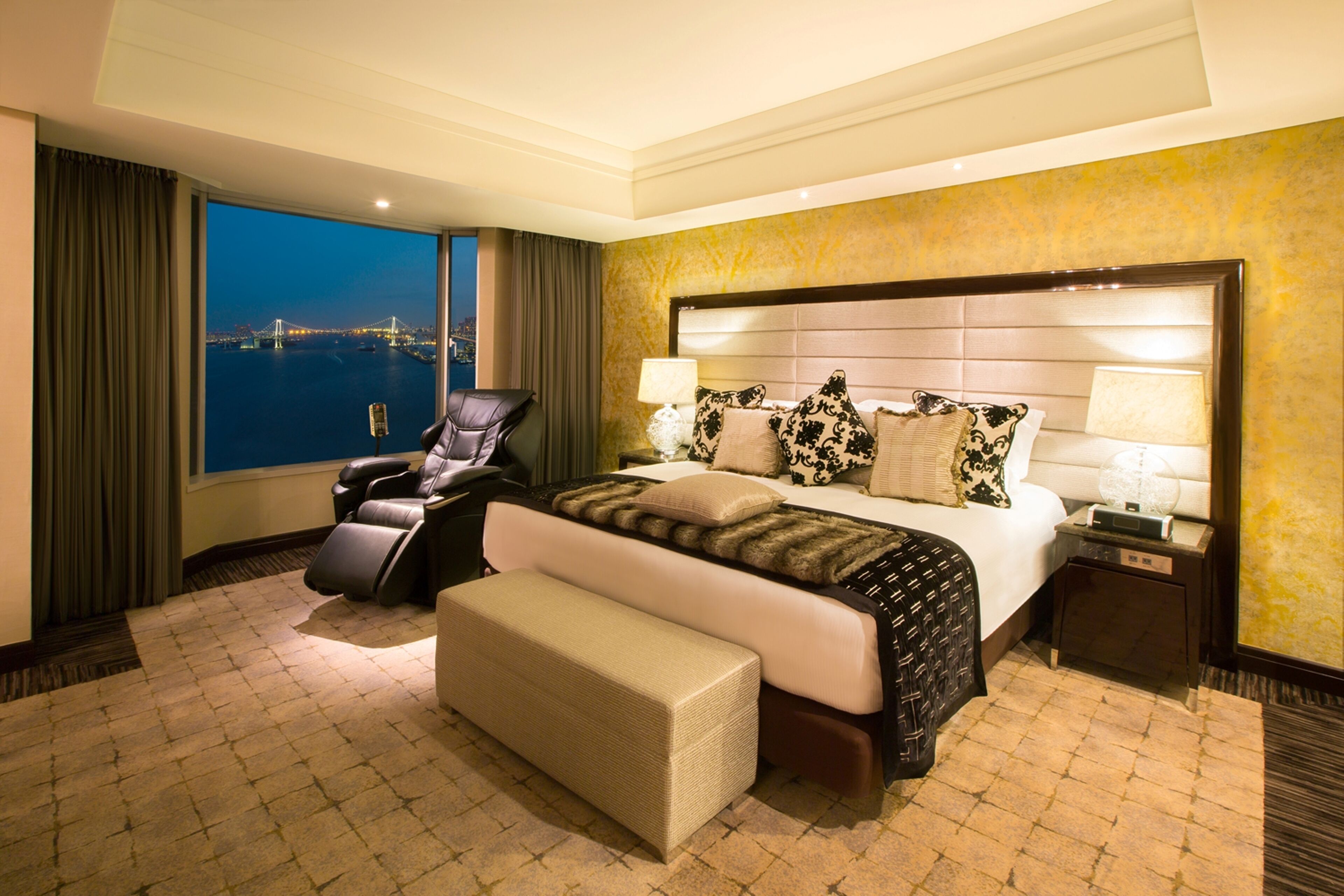 ホテル インターコンチネンタル 東京ベイ by IHG 口コミ、宿泊料金