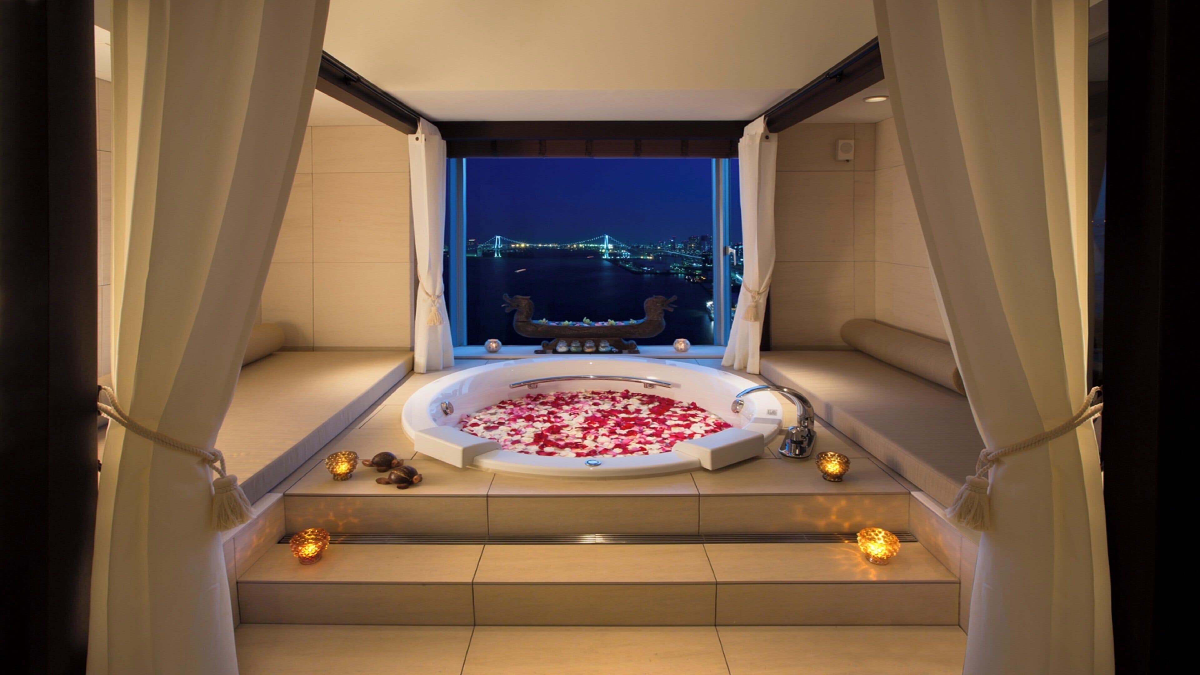 Photo - InterContinental Tokyo Bay by IHG