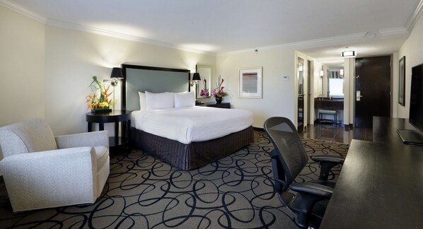 Premium bedding, pillowtop beds, in-room safe, desk