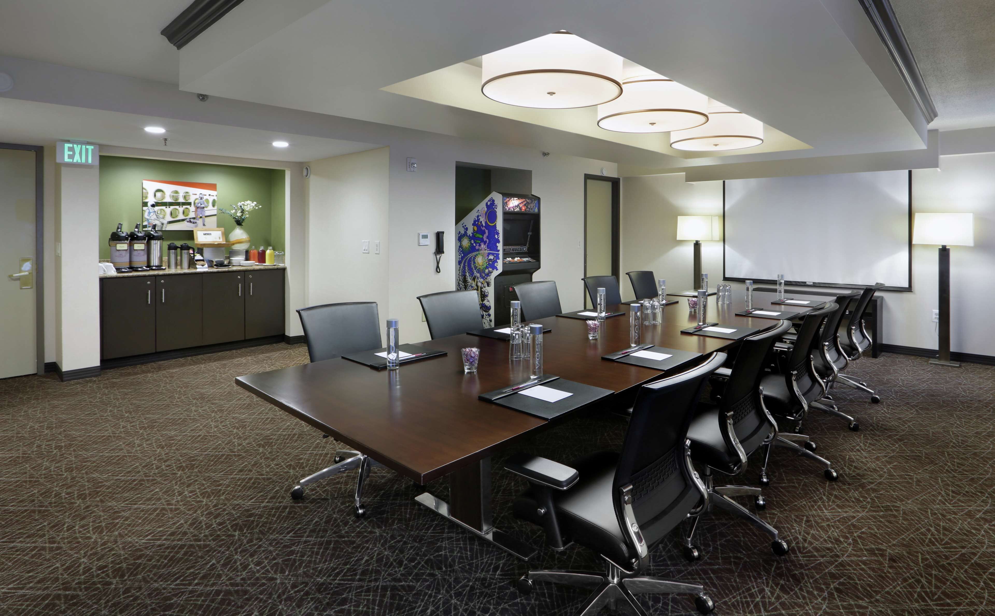 Meeting facility