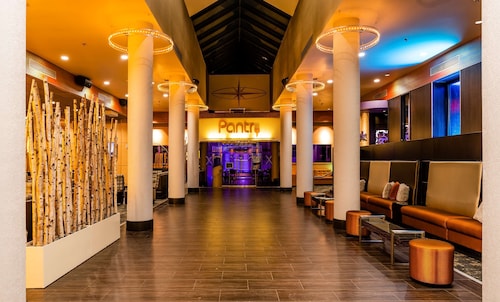 The Verve Hotel Boston Natick, Tapestry Collection by Hilton