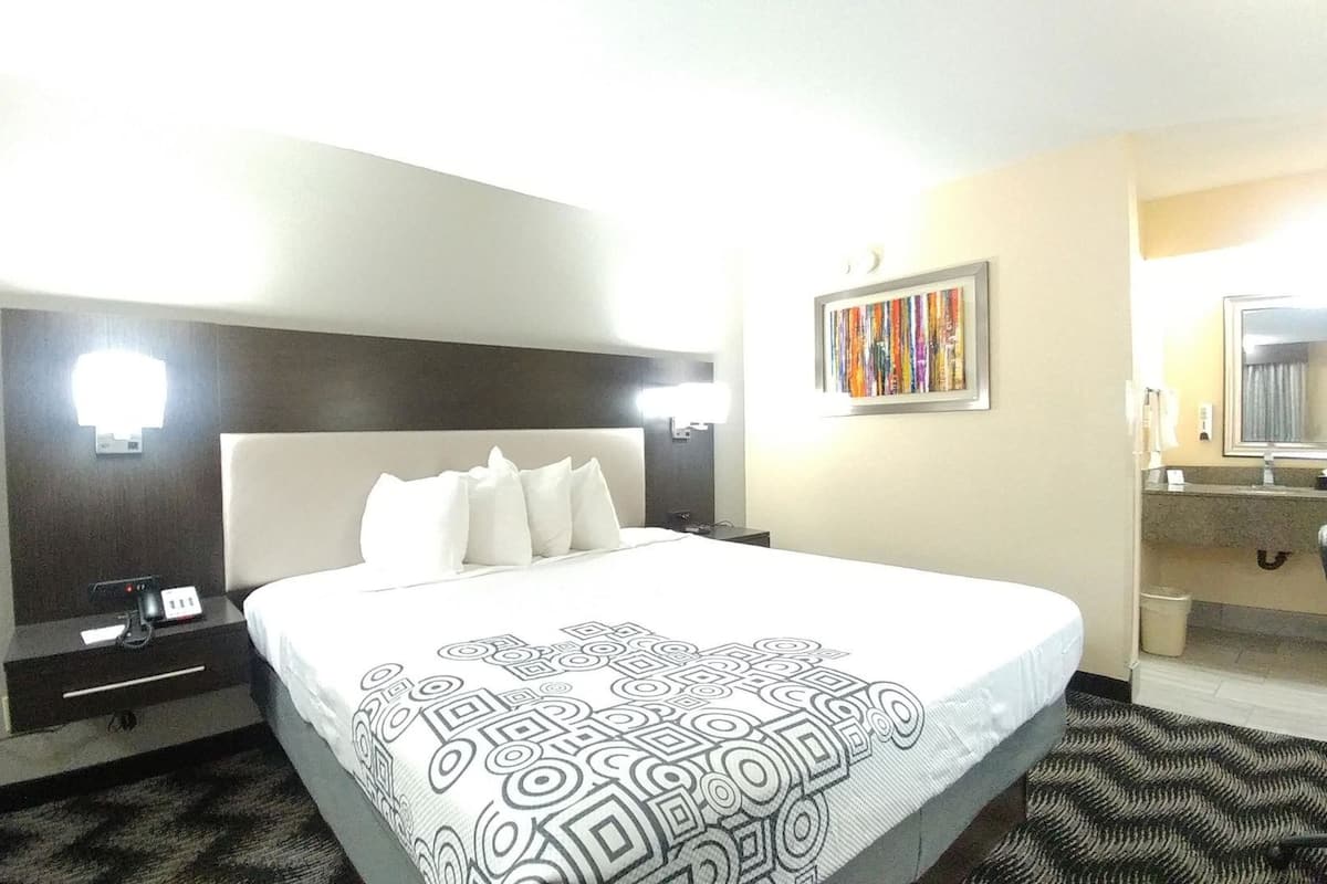 Pillowtop beds, desk, laptop workspace, iron/ironing board