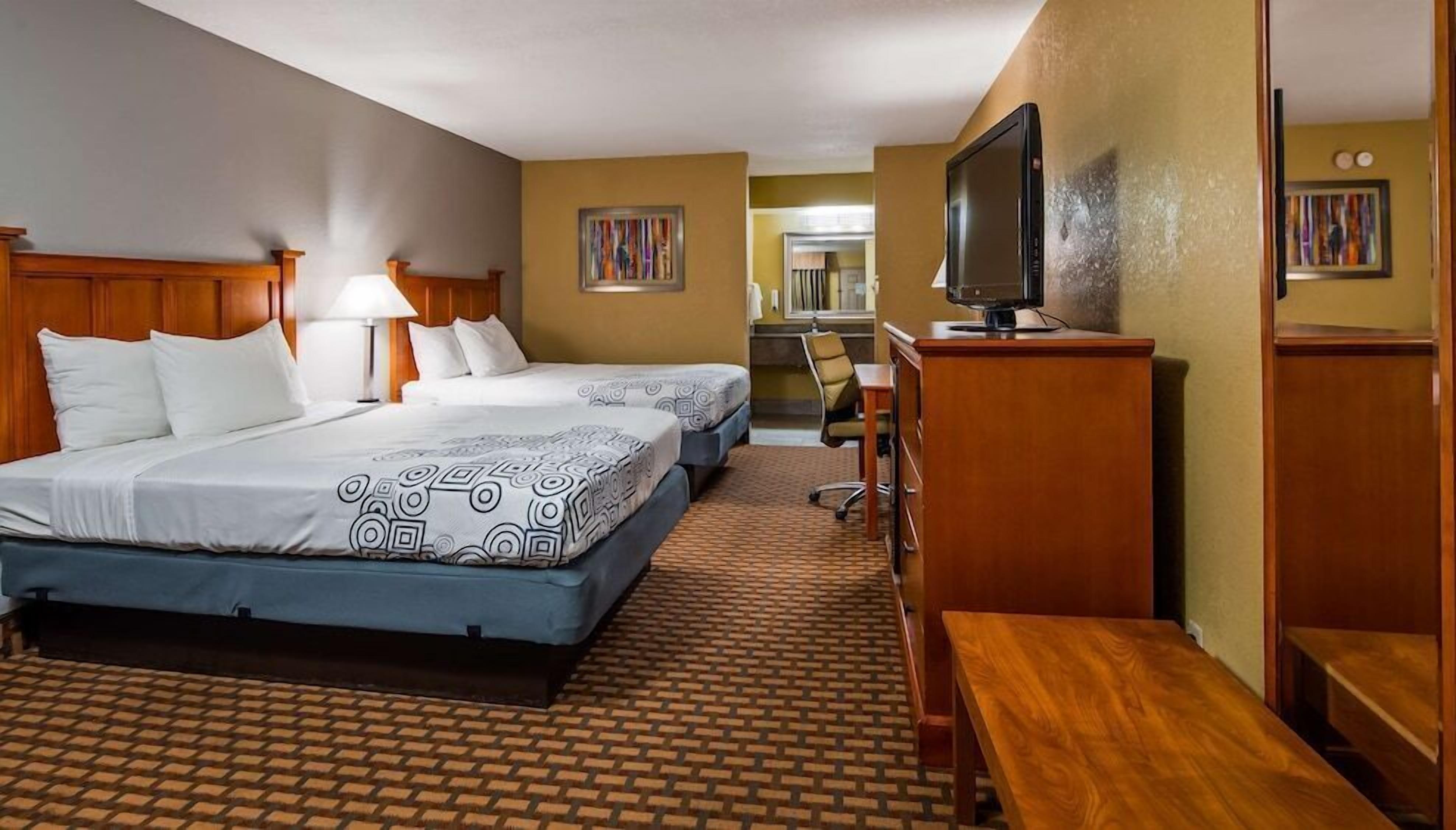 Pillowtop beds, desk, laptop workspace, iron/ironing board