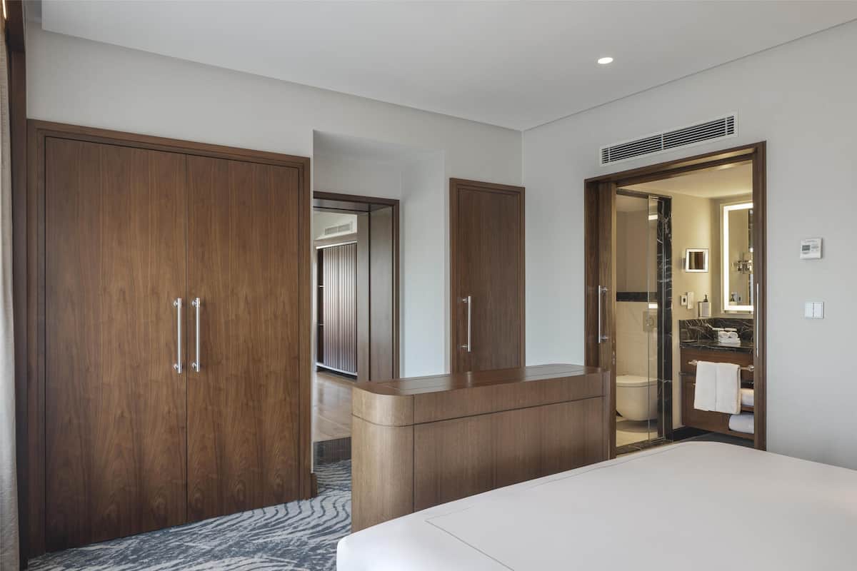 1 slaapkamer, luxe beddengoed, een minibar, een kluis op de kamer