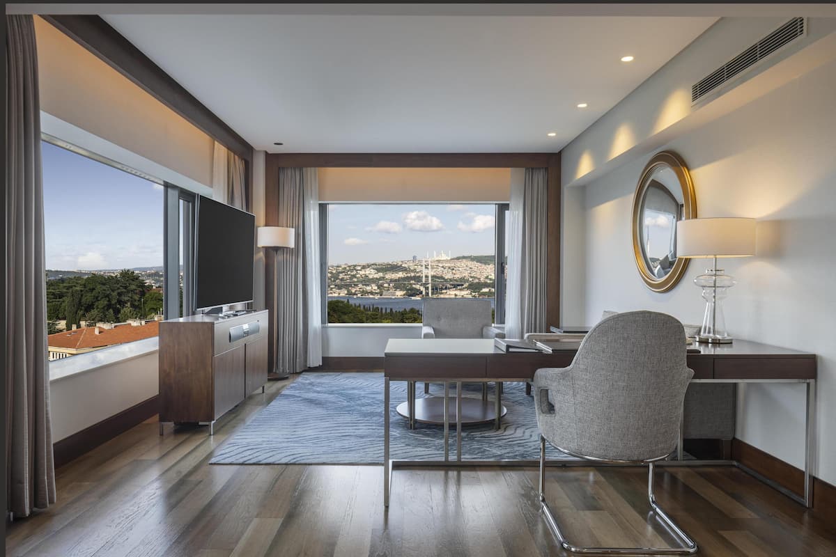Grand Deluxe Bosphorus Suite, Lounge Access | 1 bedroom, premium bedding, minibar, in-room safe