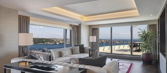 Conrad Istanbul Bosphorus