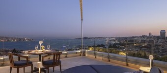 Conrad Istanbul Bosphorus
