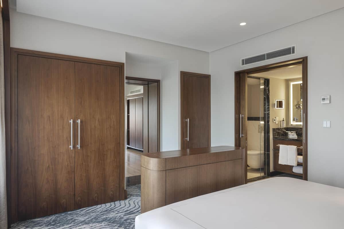 1 chambre, literie de qualité, minibar, coffre-fort