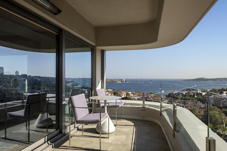 Bosphorus Suite with Balcony, Lounge Access | View from room