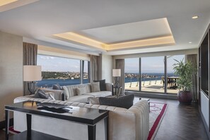 Living area - Conrad Istanbul Bosphorus (Istanbul)