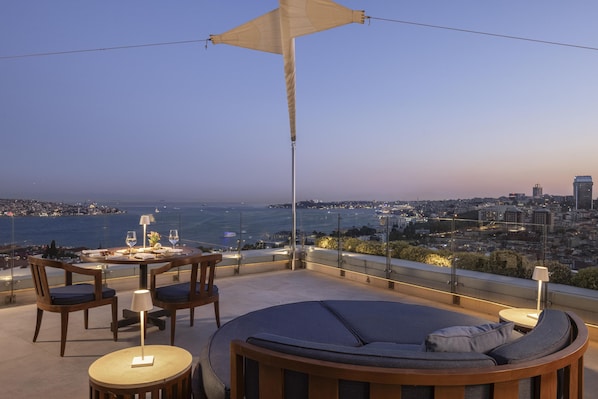 View from room - Conrad Istanbul Bosphorus (Istanbul)