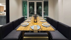 Breakfast, lunch, dinner served; American cuisine, pool views