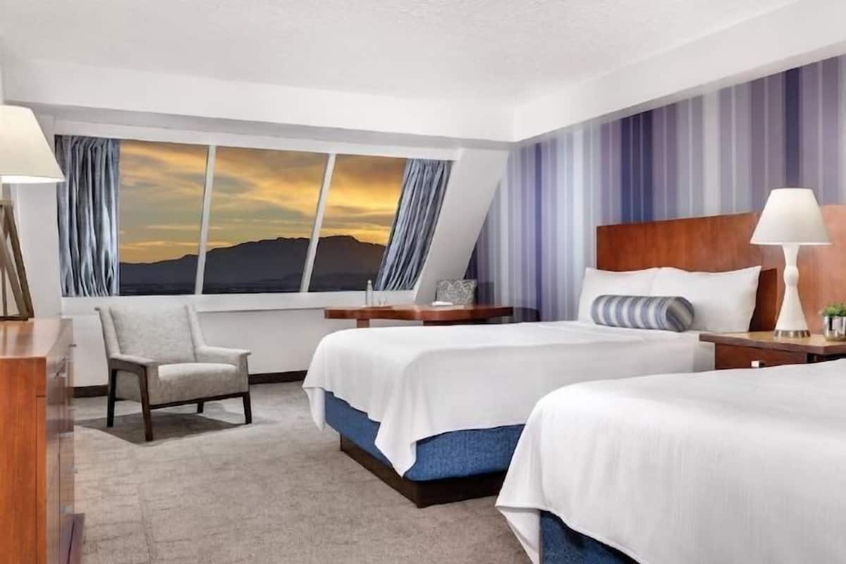 Premium bedding, in-room safe, blackout curtains, iron/ironing board