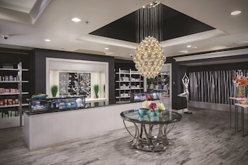 Couples treatment rooms, sauna, hot tub, steam room, body treatments at Luxor Hotel and Casino