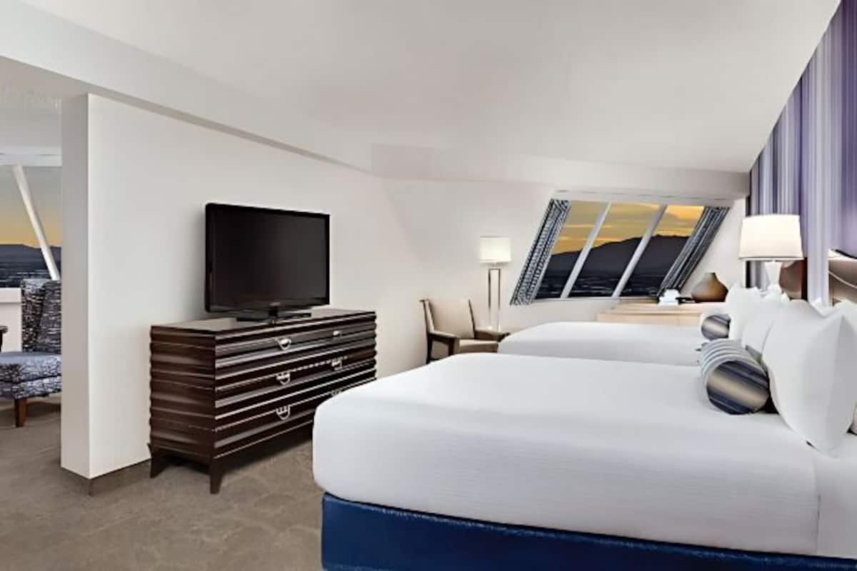 Ropa de cama de alta calidad, caja fuerte, cortinas opacas