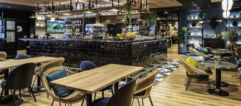 머큐어 라 로슈 쉬르 욘 상트르