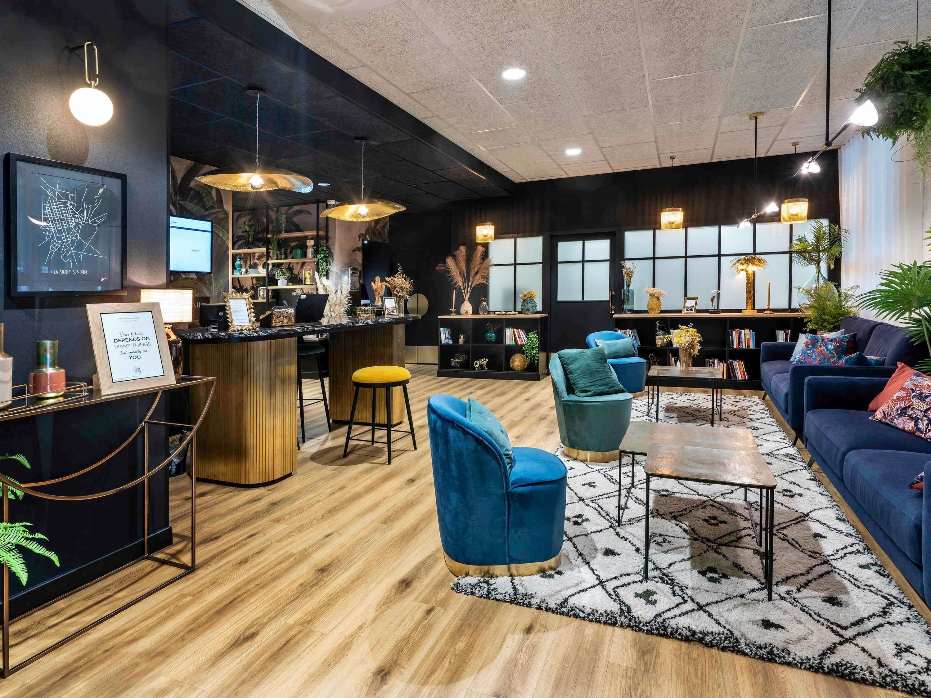 المنشأة من الخارج