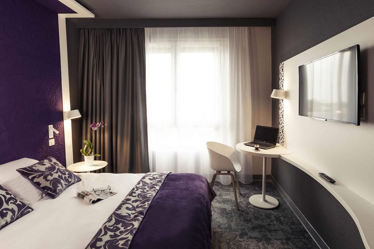 Quarto superior, 1 cama de casal | Roupas de cama premium, cofres nos quartos, escrivaninha