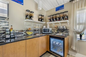 Free daily full breakfast - Best Western Winchester Hotel (Winchester)