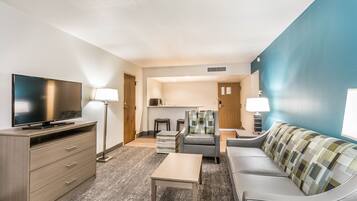 スイート 1 ベッドルーム 禁煙 | デスク、ノートパソコン用作業スペース、アイロン / アイロン台、ベビーベッド (無料)