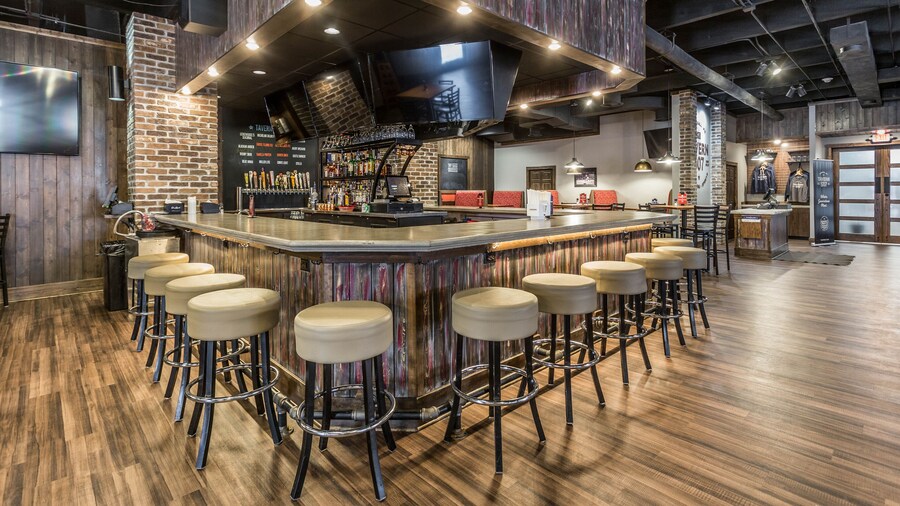 EverSpring Inn & Suites