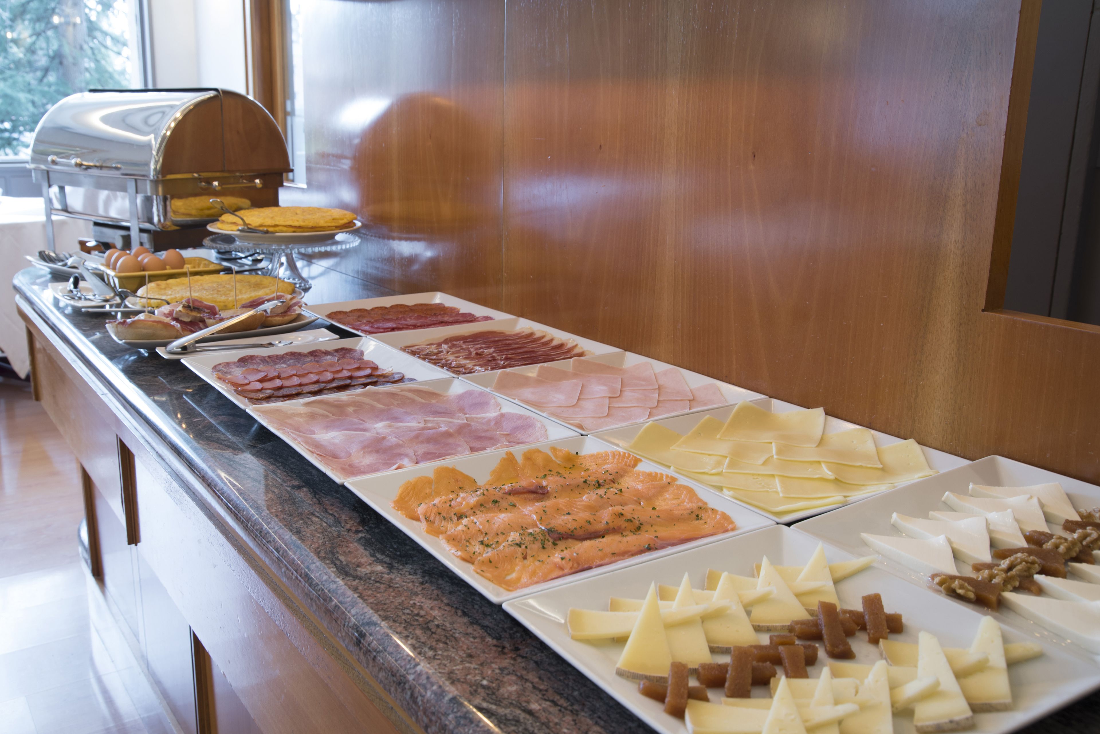 Daily buffet breakfast (EUR 15 per person)