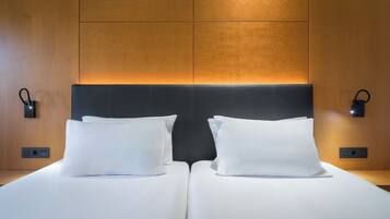 Couette en duvet d'oie, minibar, coffres-forts dans les chambres, bureau