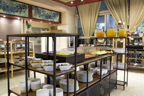 Daily buffet breakfast (EUR 18 per person)