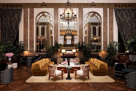 Lobby. Beacon Grand, A Union Square Hotel