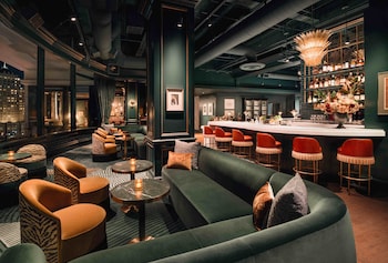 Restaurant on-premise at Beacon Grand, A Union Square Hotel 