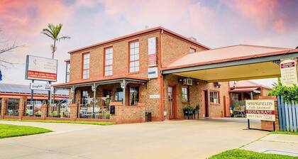 Early Australian Motor Inn