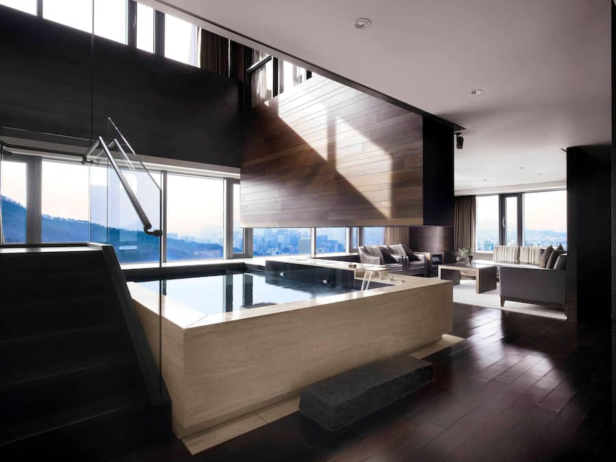 Presidential Suite | Premium bedding, down comforters, minibar, in-room safe