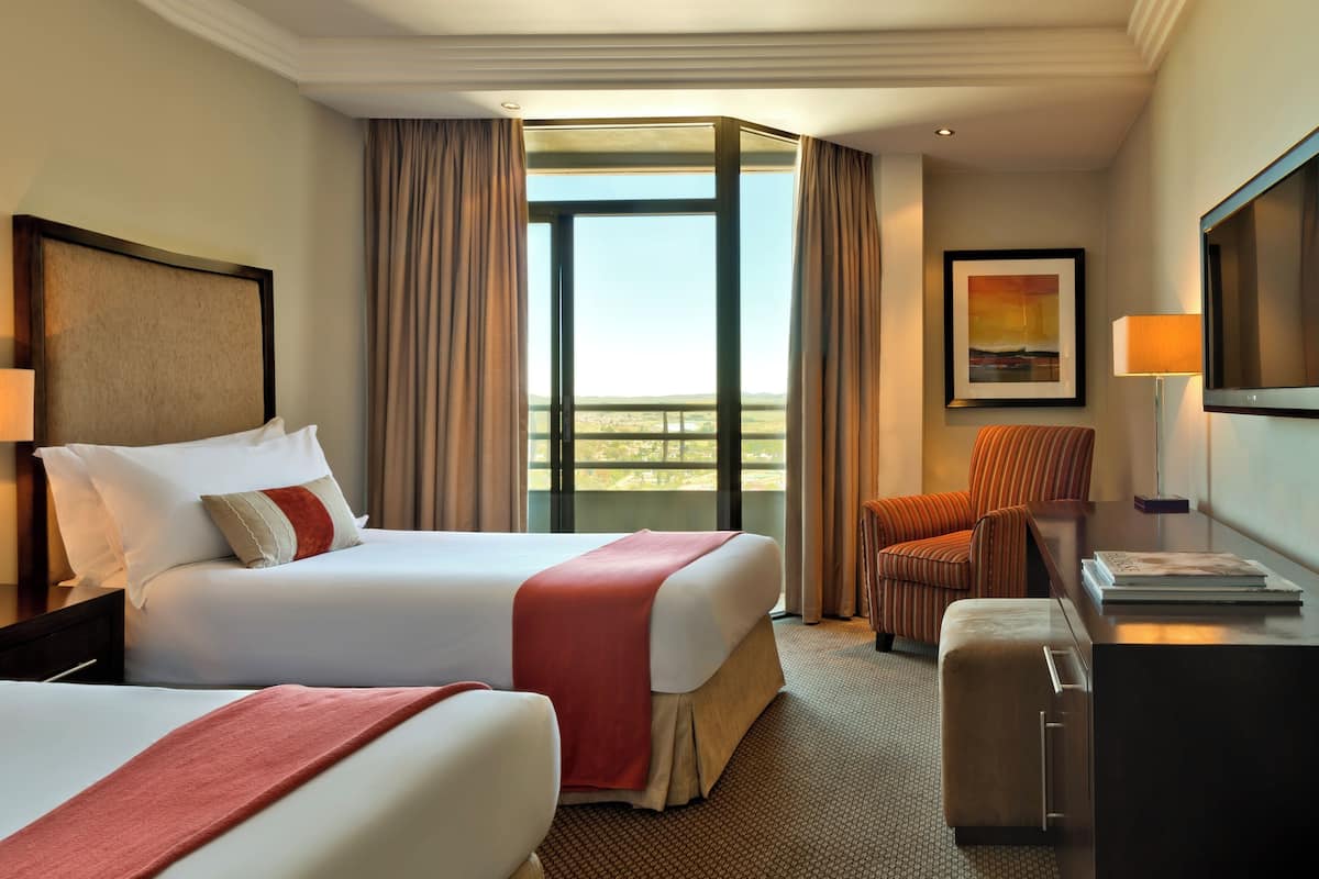 1 bedroom, minibar, in-room safe, desk
