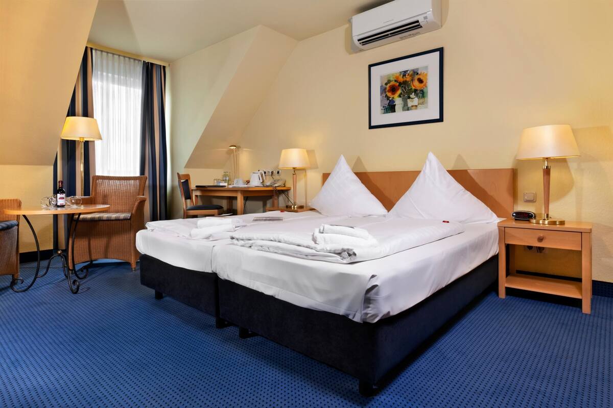 Superior Double Room | In-room safe, desk, blackout curtains, soundproofing