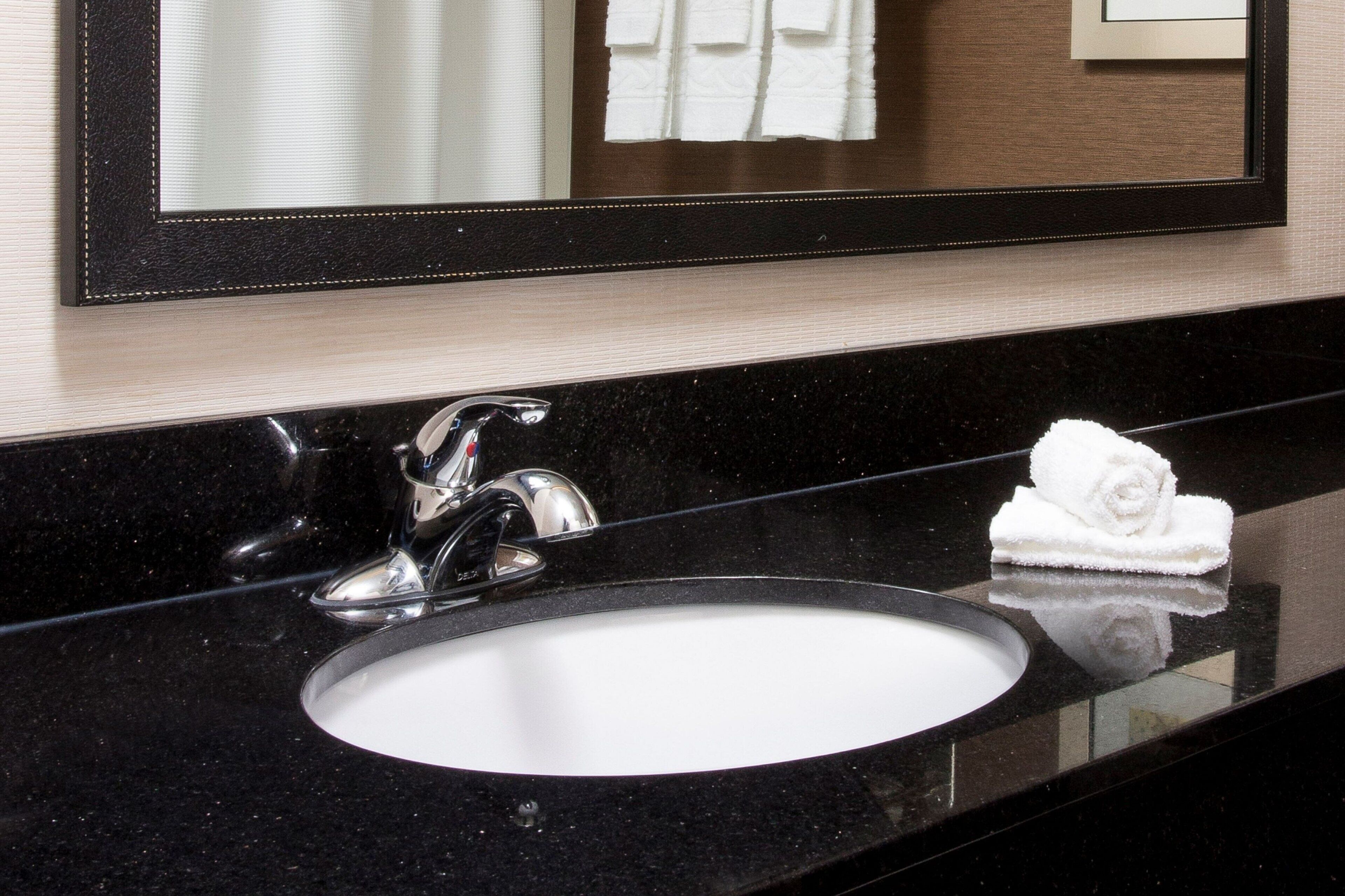 combined shower/bathtub, free toiletries, hair dryer, towels