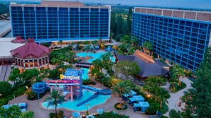 3 outdoor pools, pool cabanas (surcharge), pool umbrellas - Disneyland Hotel (Anaheim)
