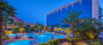 Disneyland Hotel