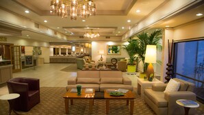 Lobby sitting area - Inn at the Commons (Medford)