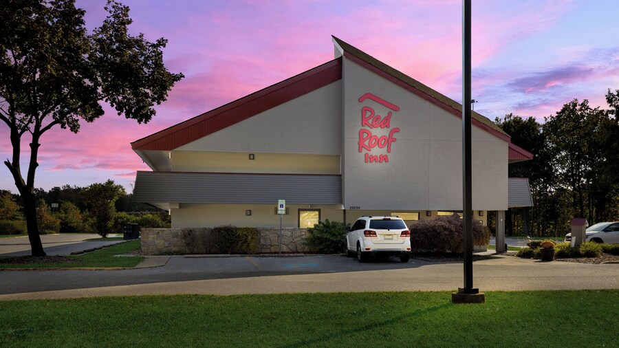 Red Roof Inn Cleveland - Westlake