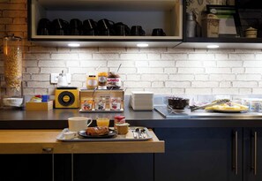Daily buffet breakfast (EUR 11.5 per person)