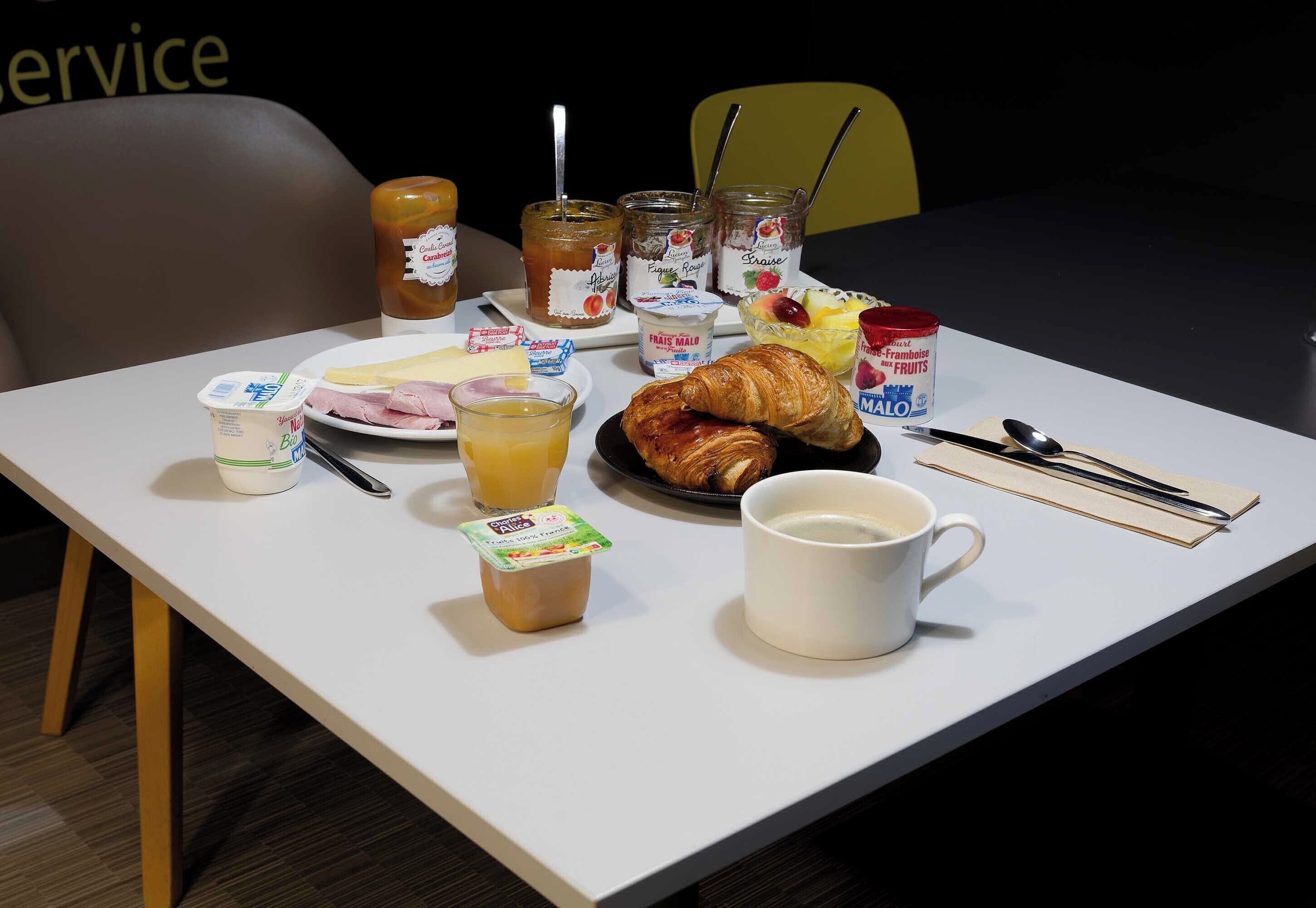 Foto - B&B HOTEL Reims Centre Erlon