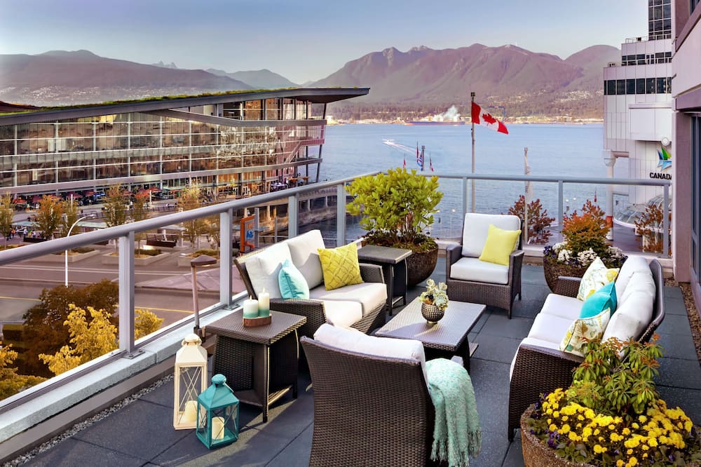 Fairmont Waterfront