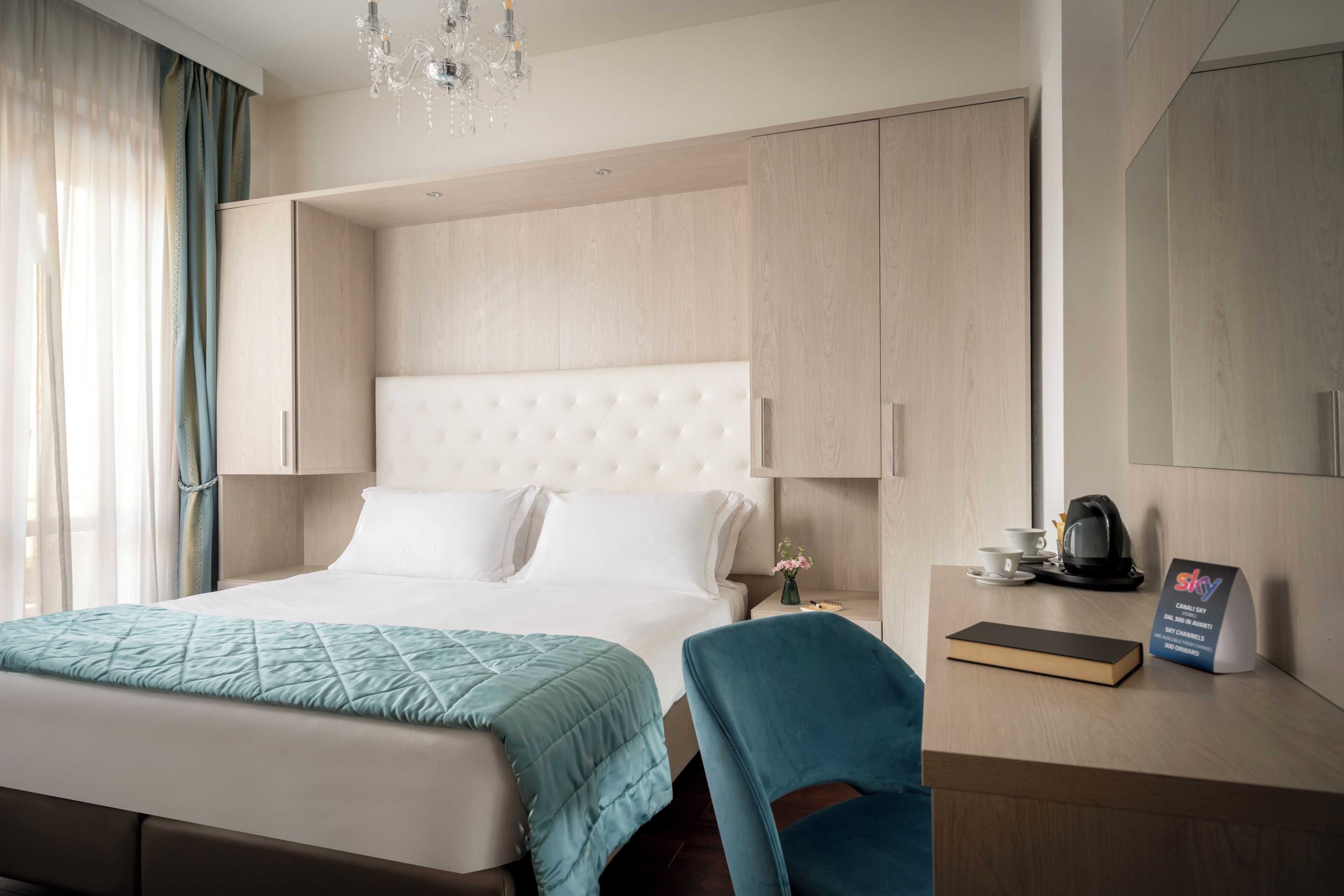 Camera Superior con letto matrimoniale, balcone | 羽絨被、迷你吧、客房內保險箱、書桌