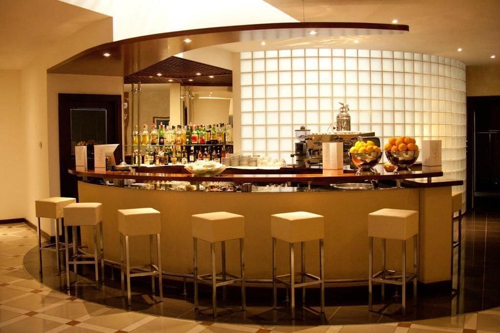 Bar (en la propiedad)